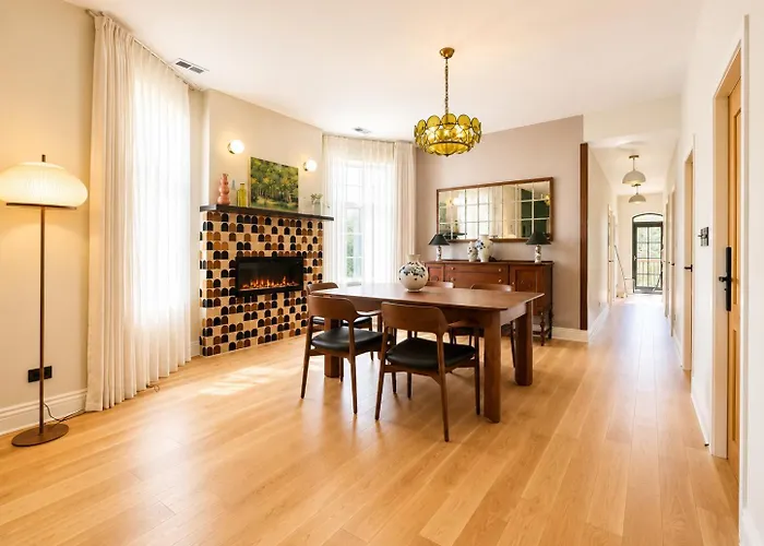 European Coziness In Bronzeville * Chicago